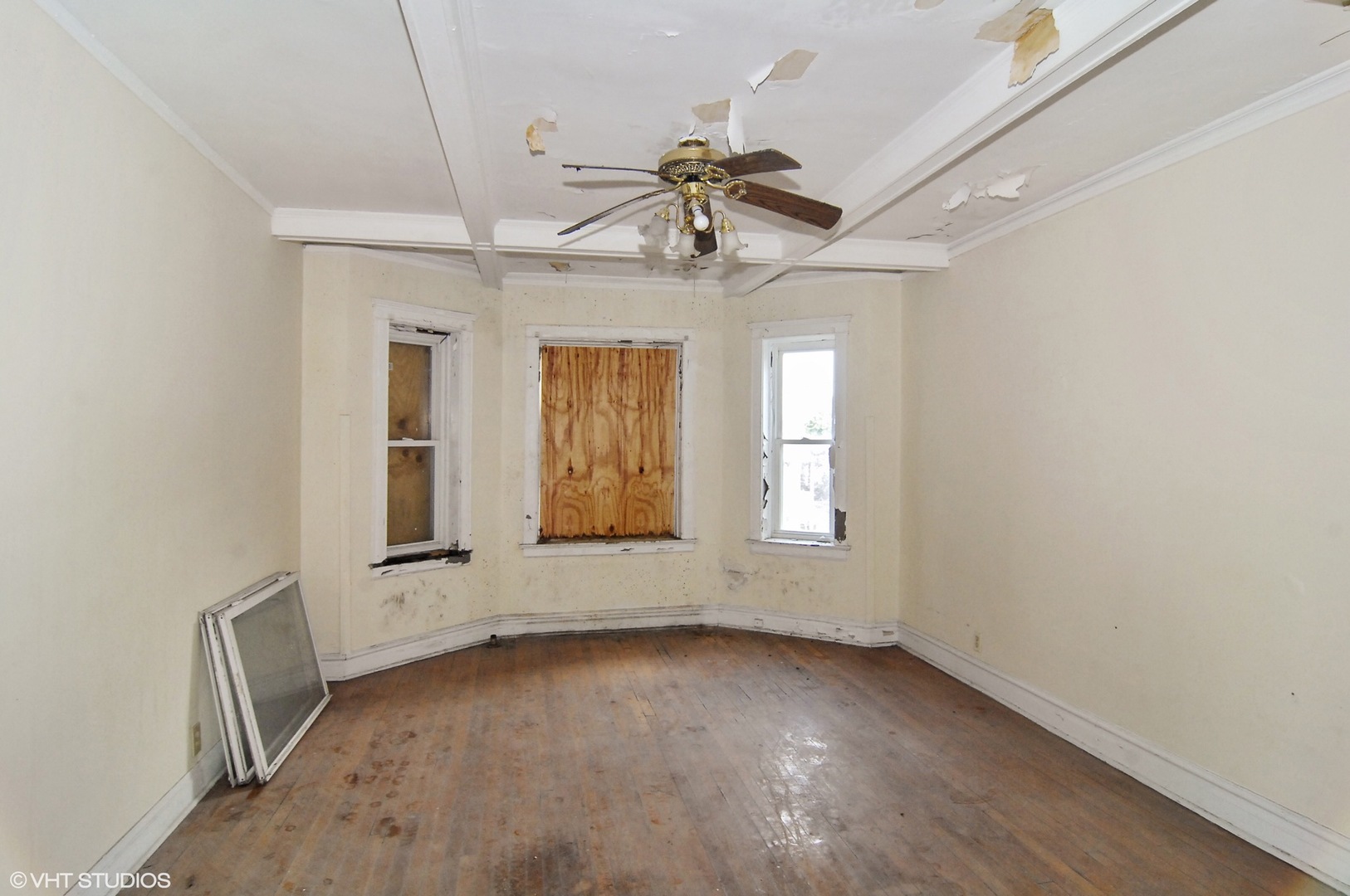 6219 South Rhodes Avenue Chicago, IL 60637 - Photo 5 of 12