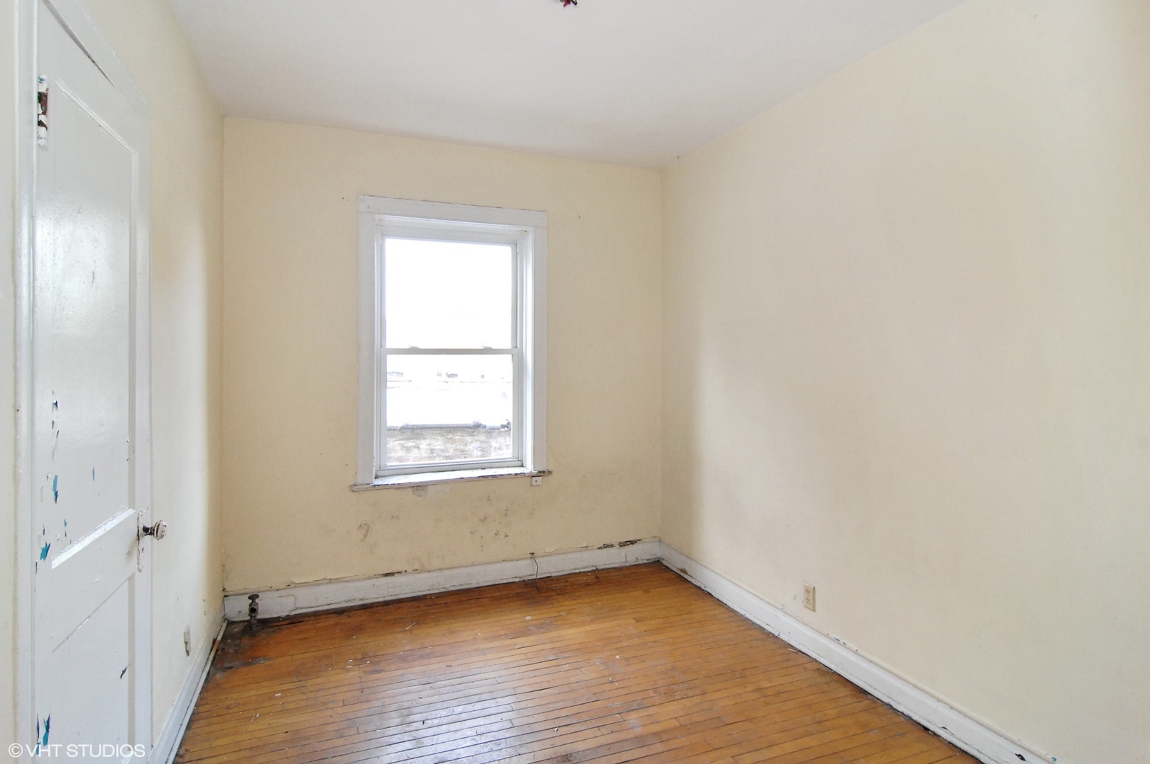 6219 South Rhodes Avenue Chicago, IL 60637 - Photo 7 of 12