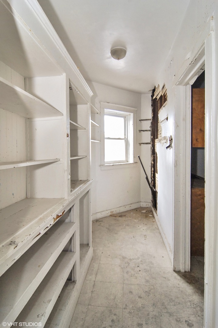 6219 South Rhodes Avenue Chicago, IL 60637 - Photo 8 of 12