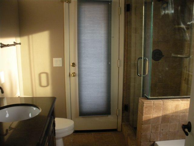 4733 East Jaeger Road Phoenix, AZ 85050 - Photo 6 of 8 Master Bathroom