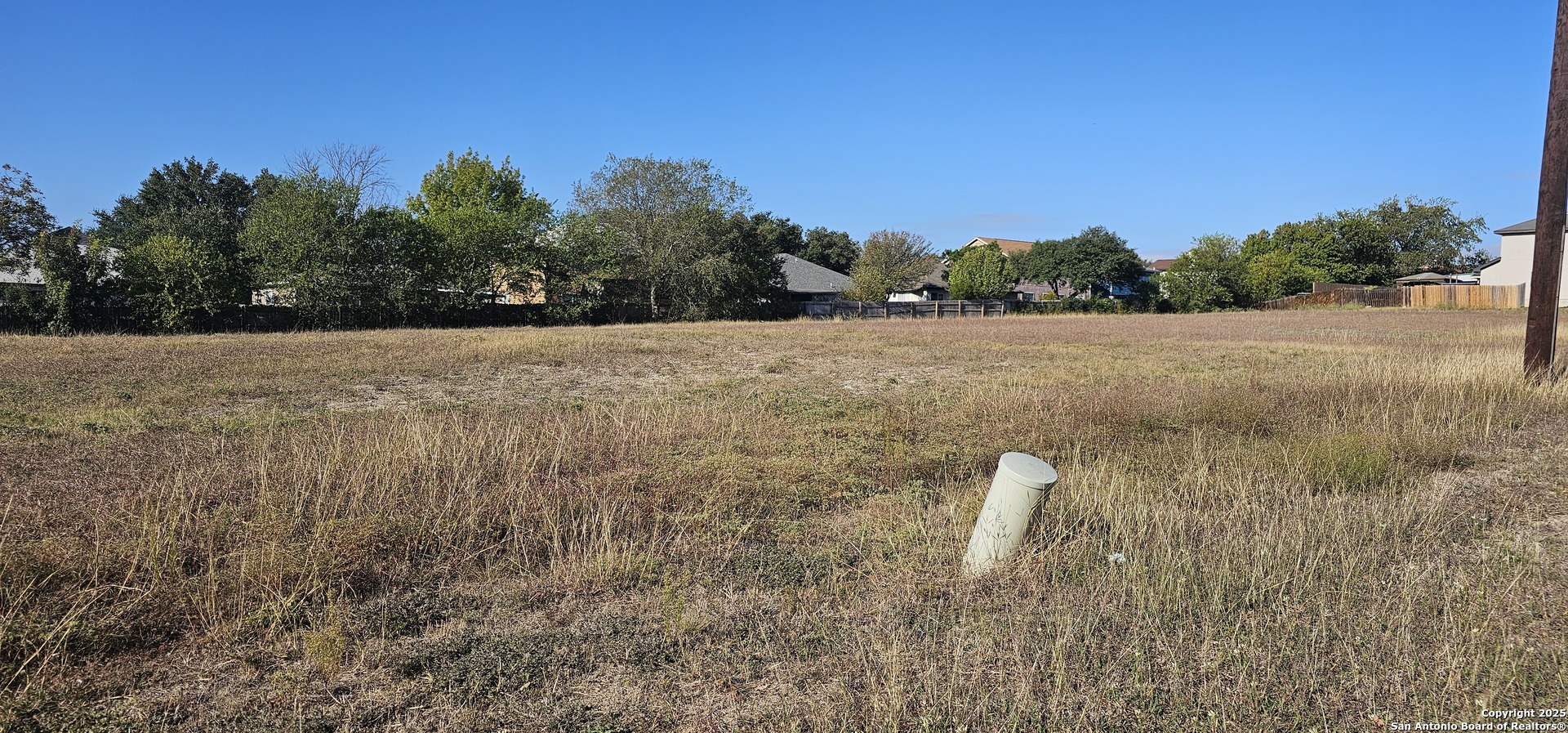 809 Toepperwein Road Converse, TX 78109 - Photo 2 of 4 a view of a lake view