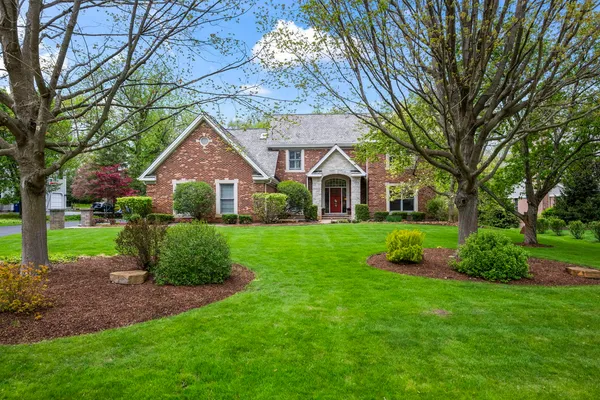 $1,200,000 | 25568 North Countryside Drive, Lake Barrington, IL 60010