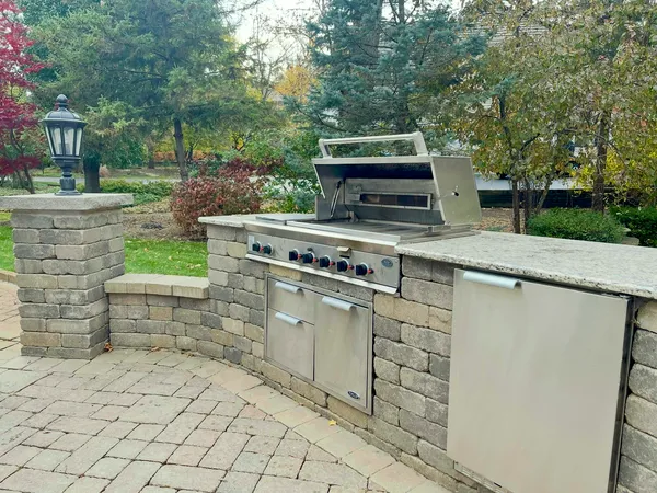$1,200,000 | 25568 North Countryside Drive, Barrington, IL 60010