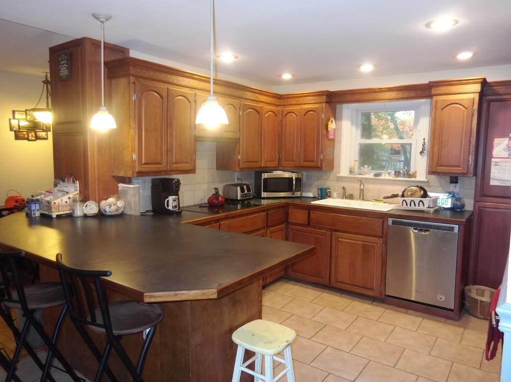 569 Main Street Hardwick, MA 01031 - Photo 5 of 17 Gallery Image 5