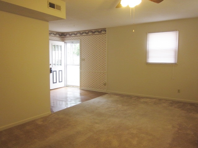 242 Wolfe Lane Inman, SC 29349 - Photo 7 of 17