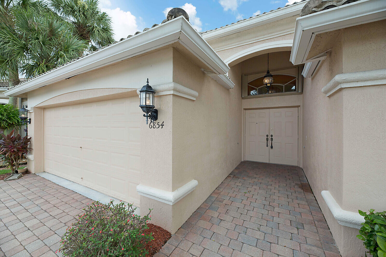 05_6854_Rienzo_St5_mls