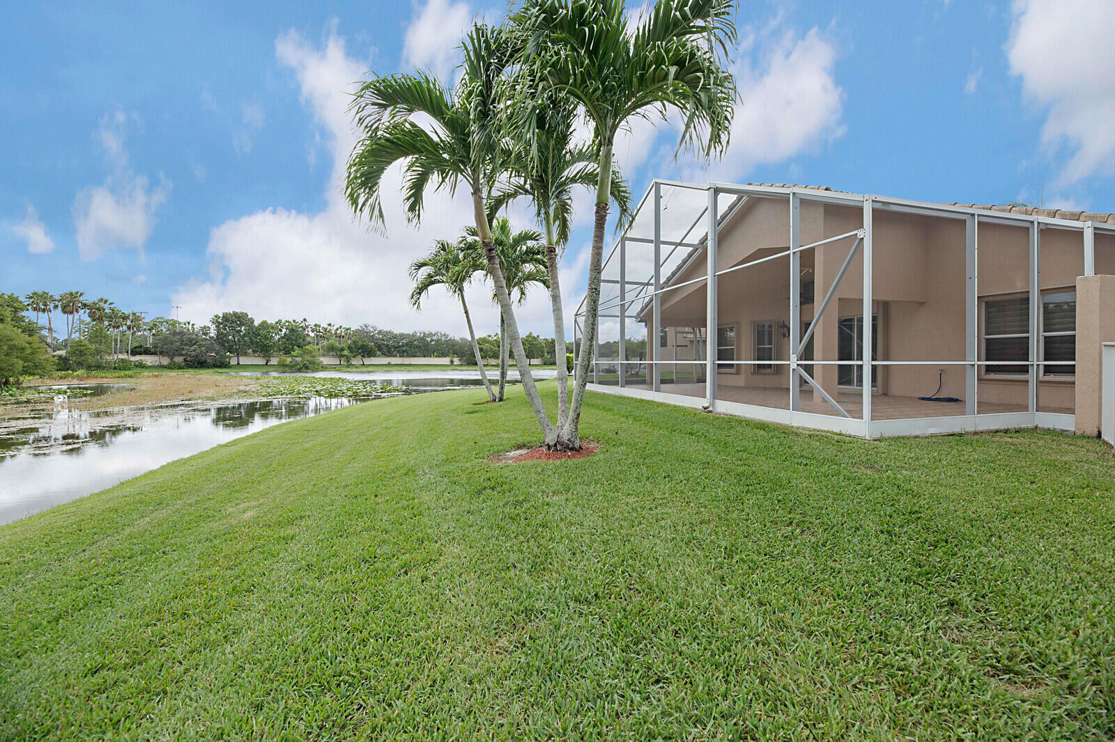 6854 Rienzo Street Lake Worth, FL 33467 - Photo 25 of 35 07_6854_Rienzo_St7_mls