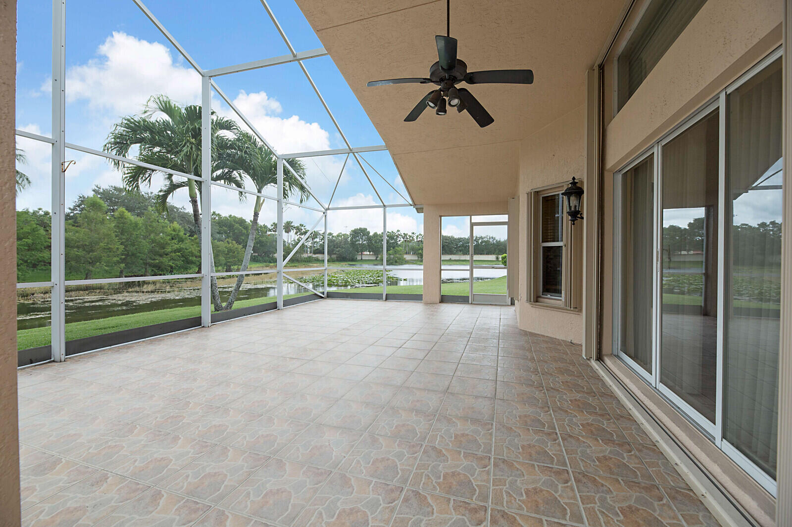 6854 Rienzo Street Lake Worth, FL 33467 - Photo 26 of 35 09_6854_Rienzo_St9_mls