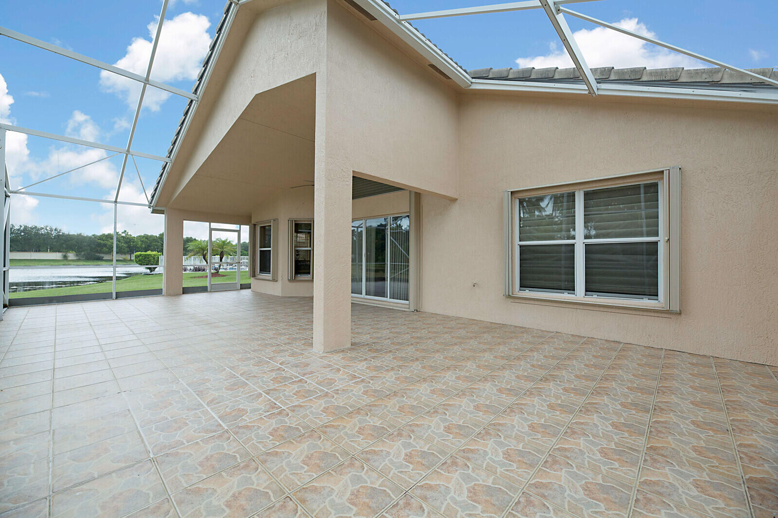 6854 Rienzo Street Lake Worth, FL 33467 - Photo 4 of 35 11_6854_Rienzo_St11_mls