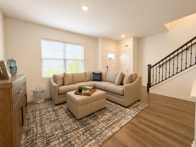 2255 Riesling Road Oswego, IL 60543 - Photo 4 of 21