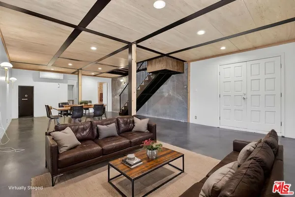 $5,500 | 21549 Summit Trail, Topanga, CA 90290