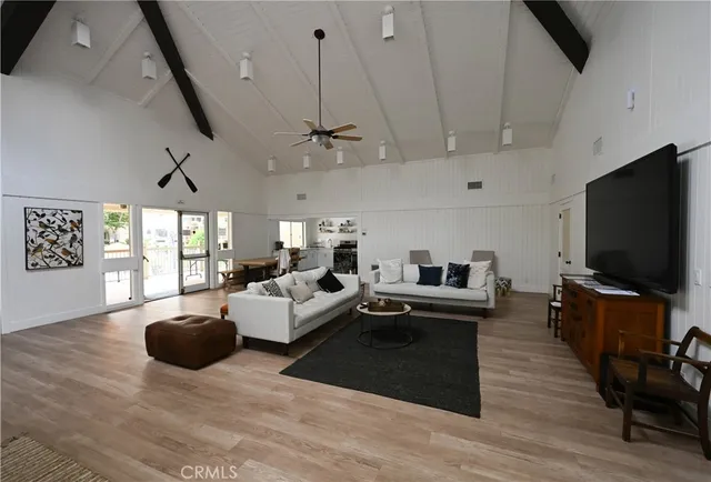 $1,045,000 | 1222 South Westlake Boulevard, Unit B, Westlake Village, CA 91361