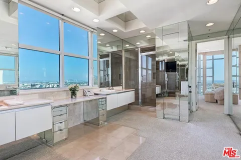$3,695,000 | 10380 Wilshire Boulevard, Unit 1703, Los Angeles, CA 90024