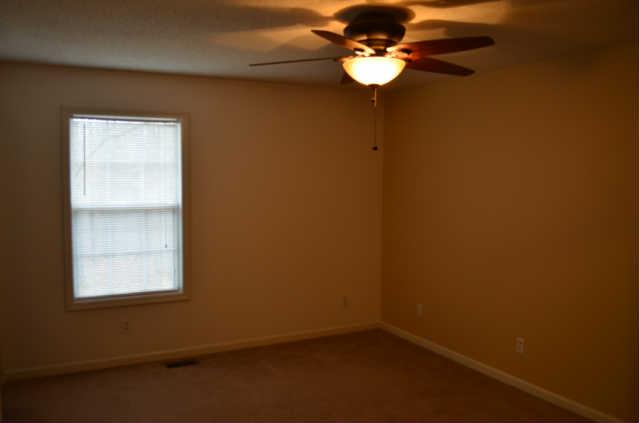 3490 Hunters Ridge Woodlawn, TN 37191 - Photo 15 of 18 Bedroom view