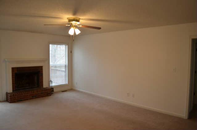 3490 Hunters Ridge Woodlawn, TN 37191 - Photo 6 of 18 Another Living Room View