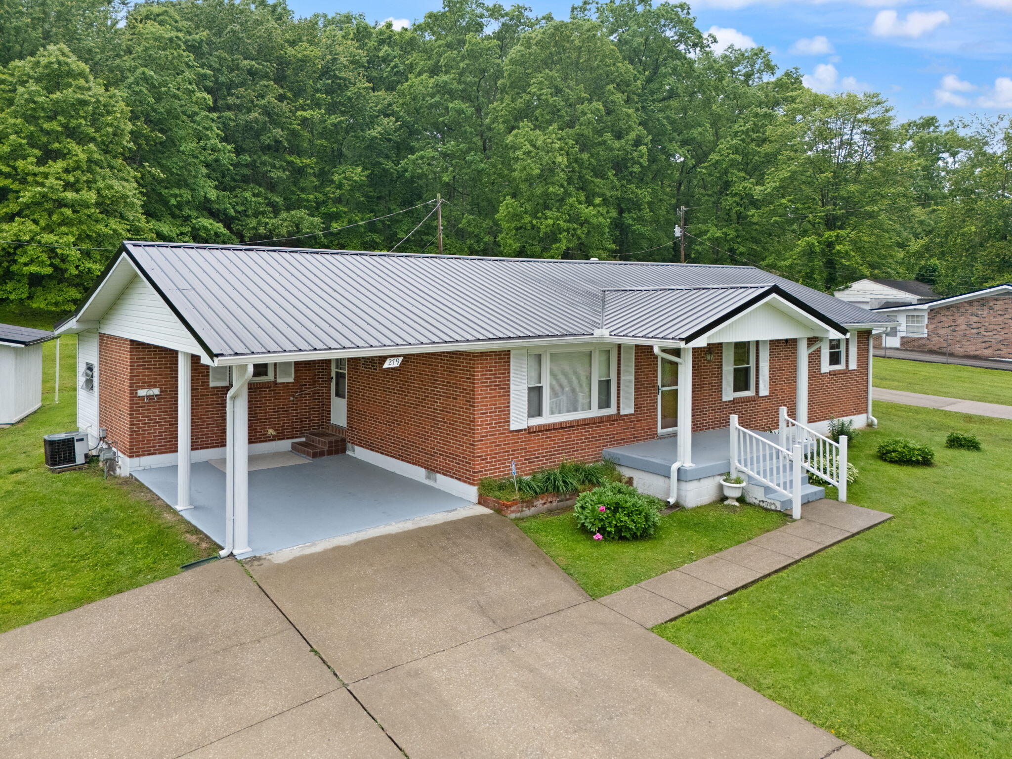 279 Hatton Creek Road Stanton, KY 40380 - Photo 35 of 68 52-web-or-mls-DJI_20250516090647_0012_D
