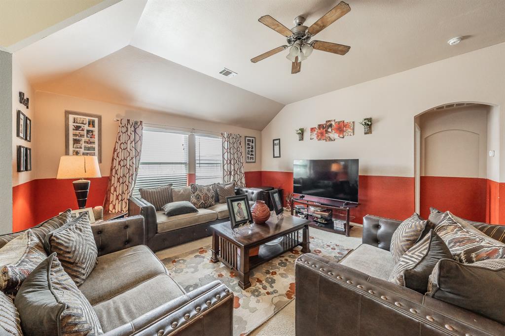 2017 Graham Ranch Road Fort Worth, TX 76134 - Photo 7 of 22 Gallery Image 7