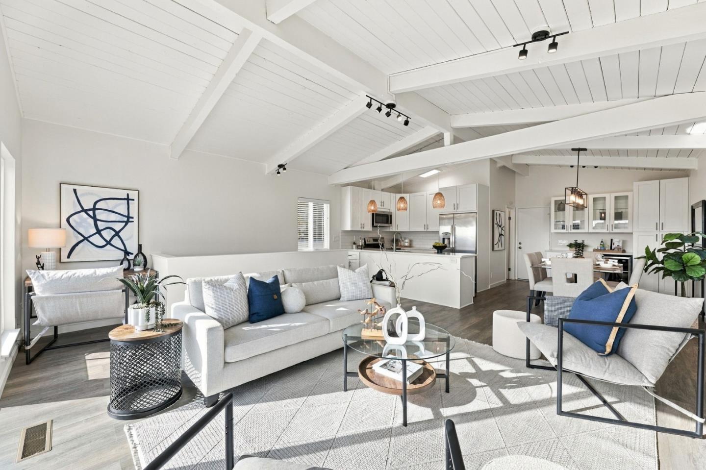 113 Bennett Road Aptos, CA 95003 - Photo 5 of 61 Gallery Image 5