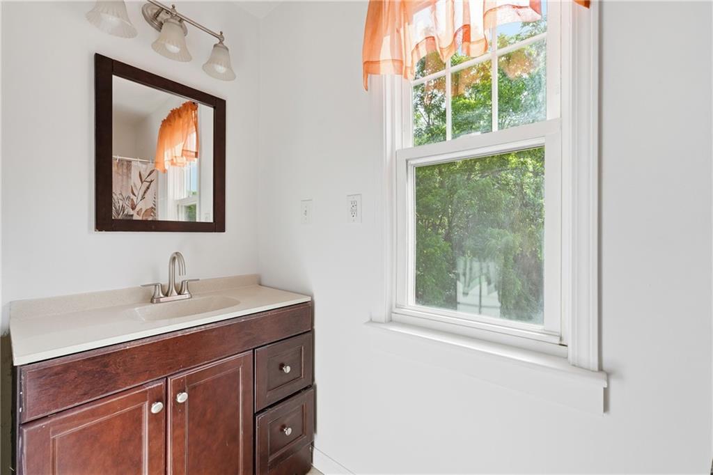 407 Boston Avenue New Castle, PA 16101 - Photo 24 of 31