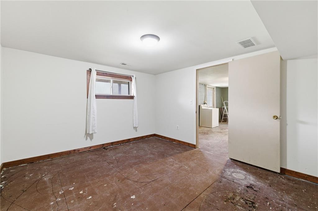 235 Pleasant Valley Road Claysville, PA 15323 - Photo 23 of 36