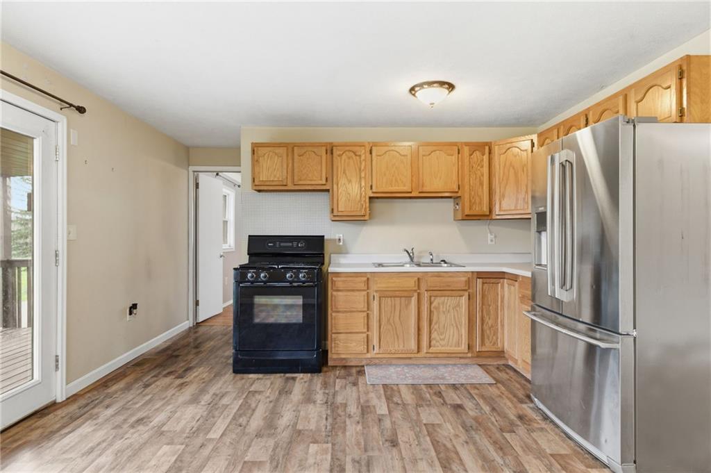 235 Pleasant Valley Road Claysville, PA 15323 - Photo 8 of 36