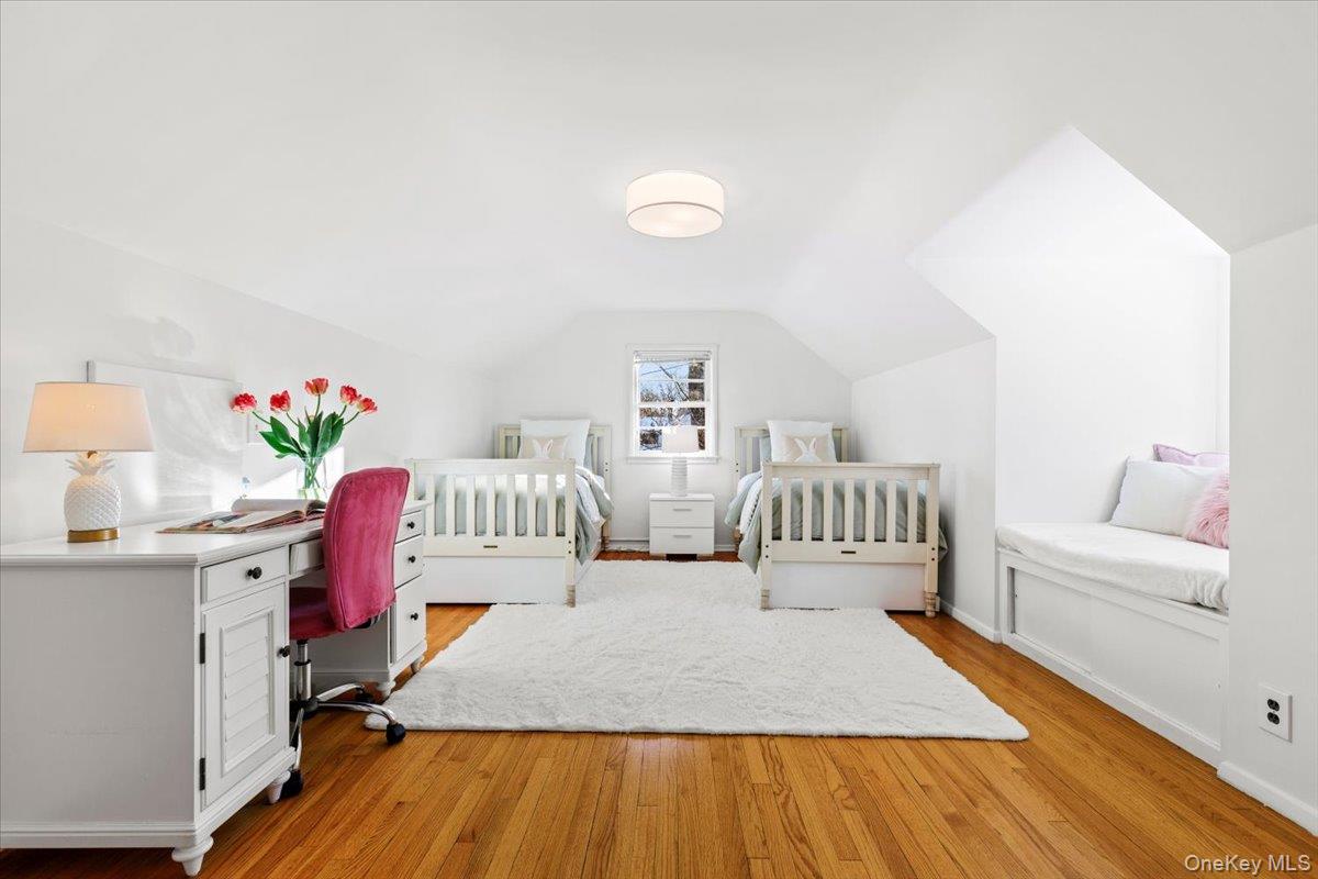 196 Old Army Road Scarsdale, NY 10583 - Photo 14 of 33 Generous second-level bedroom with charming window seat