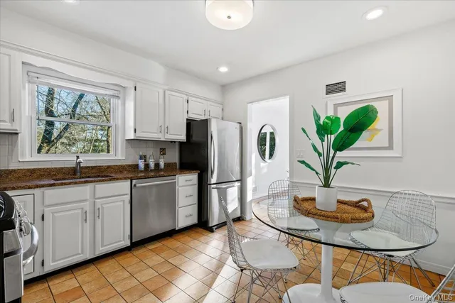 $1,480,000 | 196 Old Army Road, Scarsdale, NY 10583