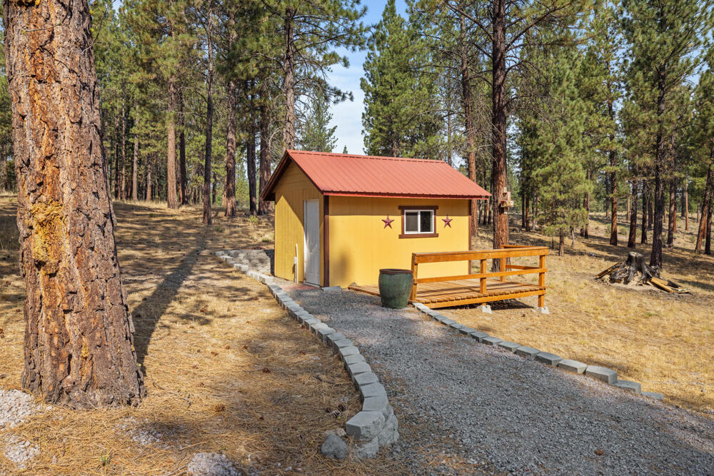 9630 Sprague River Road Chiloquin, OR 97624 - Photo 48 of 62 9630SpragueRiverRd.-18