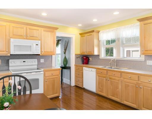 42 Manning Road Lynn, MA 01902 - Photo 11 of 30 Gallery Image 11