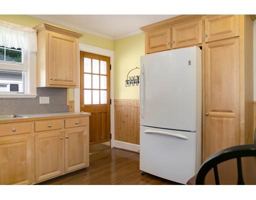 42 Manning Road Lynn, MA 01902 - Photo 10 of 30 Gallery Image 10