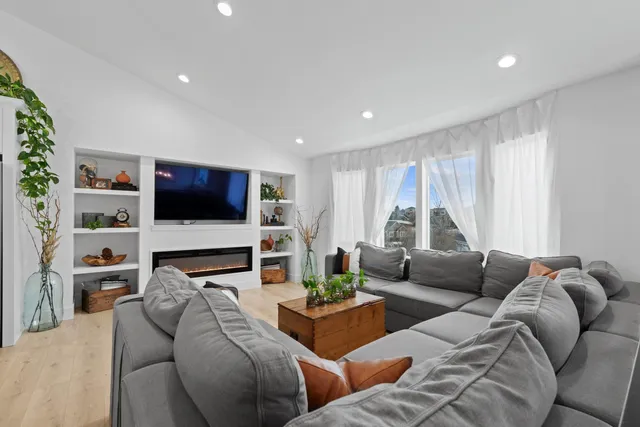 $599,900 | 18608 East Lindsay Lane, Greenacres, WA 99016