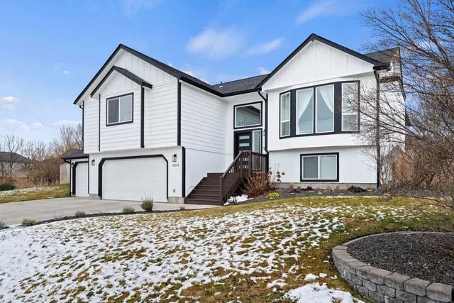 $599,900 | 18608 East Lindsay Lane, Greenacres, WA 99016