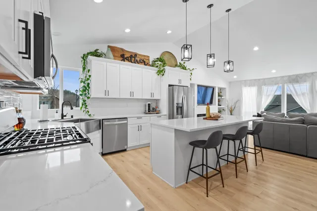 $599,900 | 18608 East Lindsay Lane, Greenacres, WA 99016