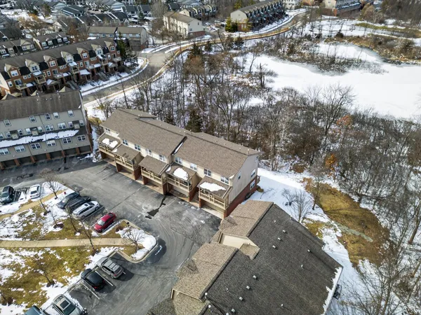 $439,000 | 3031 Barclay Way, Ann Arbor, MI 48105