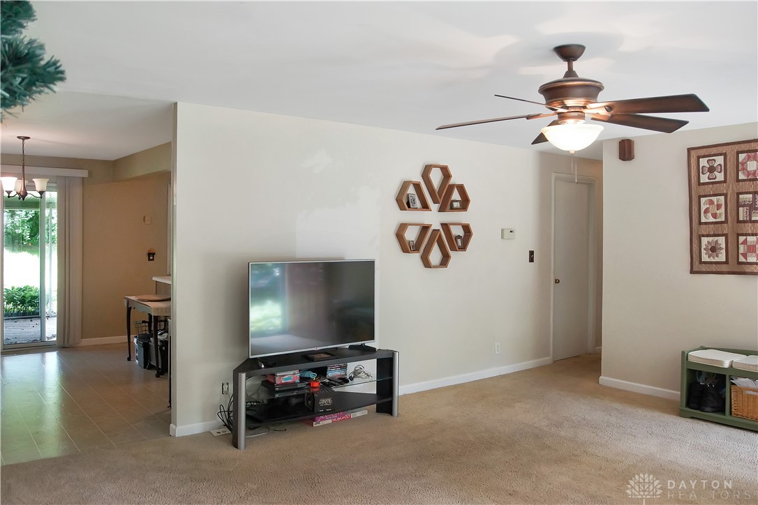 170 Bethel Road Centerville, OH 45458 - Photo 4 of 35