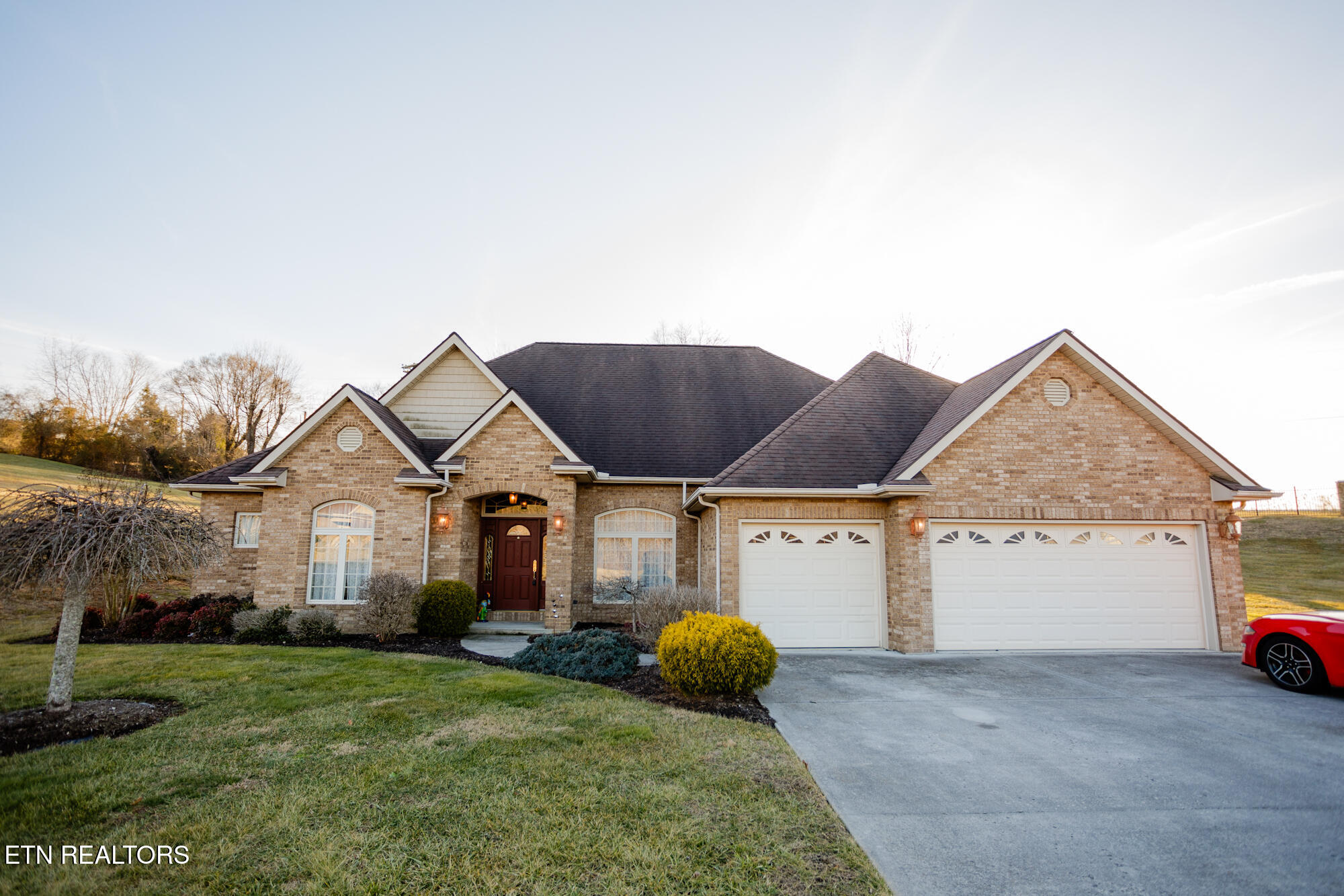 120 Deevel Boulevard Harrogate, TN 37752 - Photo 1 of 26 IMG_8920