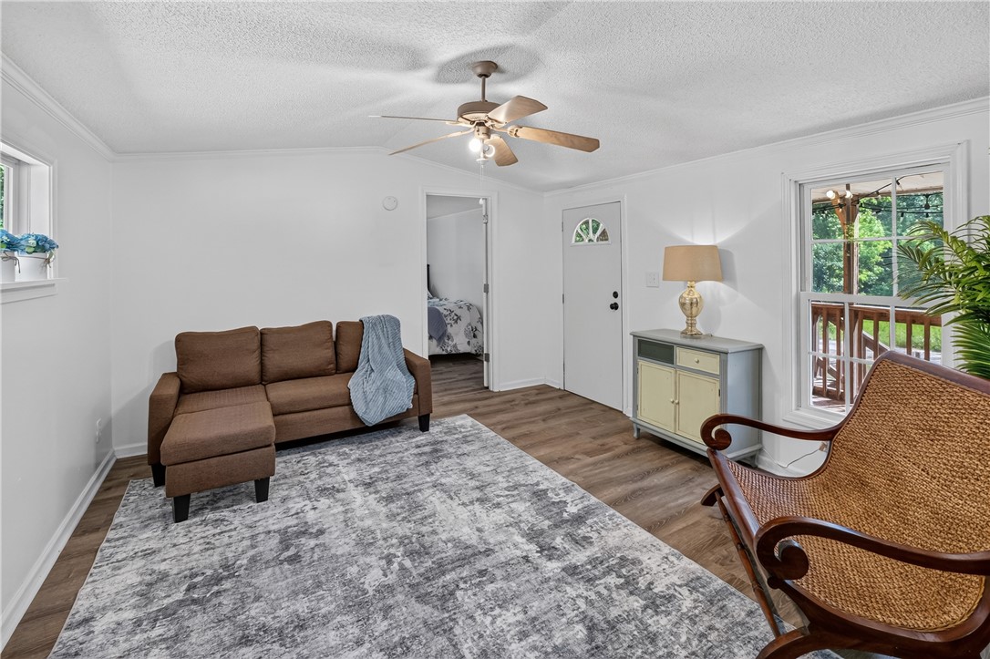 393 Country Estates Road Fountain Inn, SC 29644 - Photo 6 of 23