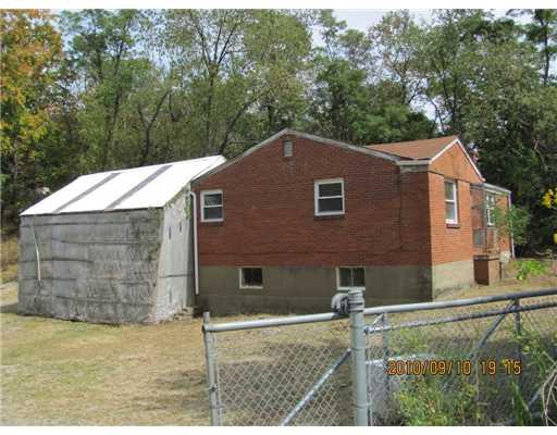 844 Pierson Run Road Plum, PA 15239 - Photo 2 of 10 Exterior Back.