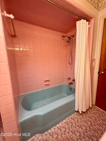 $309,000 | 212 Sunset Drive, Williamston, NC 27892