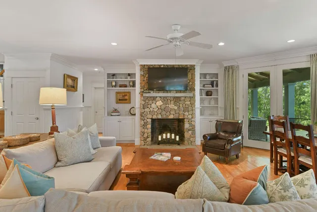 $10,500,000 | 14 Indian Trail, Osterville, MA 02655