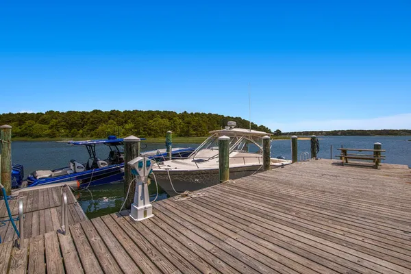 $9,850,000 | 14 Indian Trail, Osterville, MA 02655