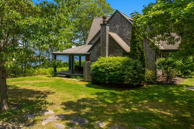 $10,500,000 | 14 Indian Trail, Osterville, MA 02655