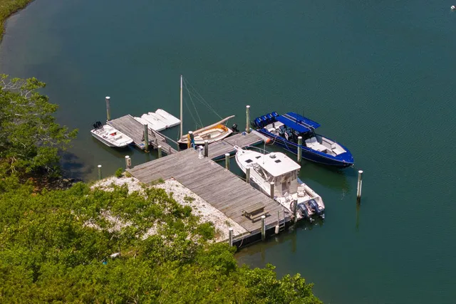 $10,500,000 | 14 Indian Trail, Osterville, MA 02655