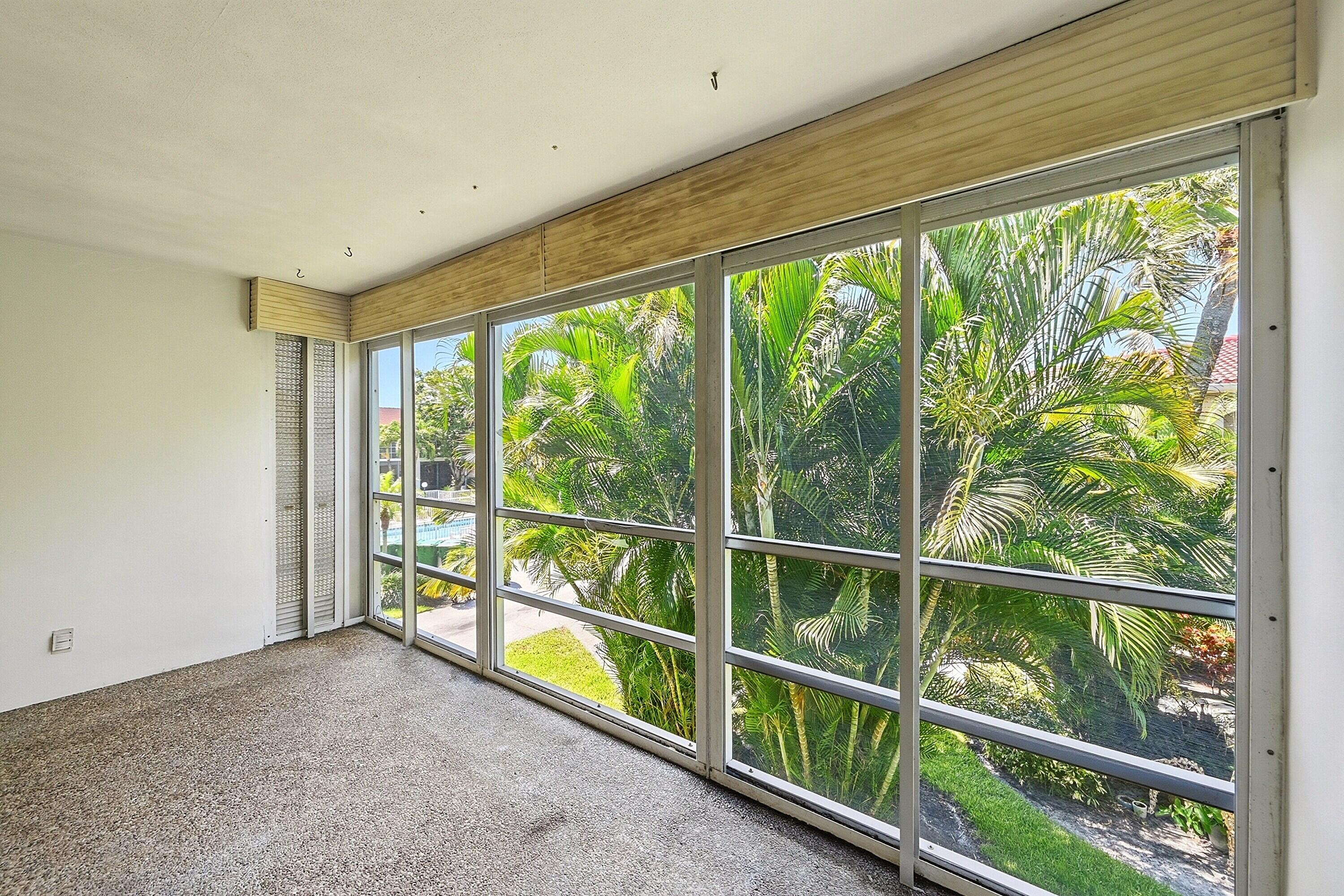 2160 Northeast 36th Street, Unit 37 Lighthouse Point, FL 33064 - Photo 24 of 32 Porch