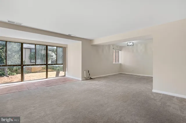 $210,000 | 19027 Mills Choice Road, Unit 4, Gaithersburg, MD 20886