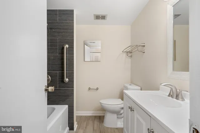 $210,000 | 19027 Mills Choice Road, Unit 4, Gaithersburg, MD 20886