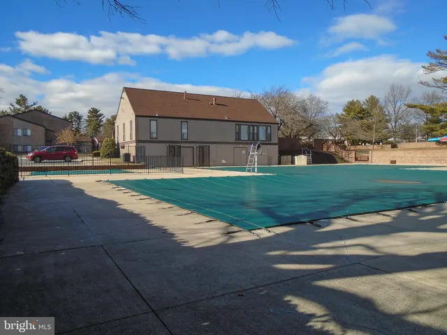 $210,000 | 19027 Mills Choice Road, Unit 4, Gaithersburg, MD 20886