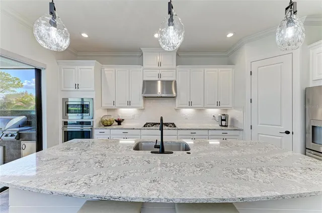 $1,139,000 | 4921 Napoli Run, Lakewood Ranch, FL 34211