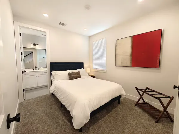 $3,500 | 1606 Malvern Street, Houston, TX 77009