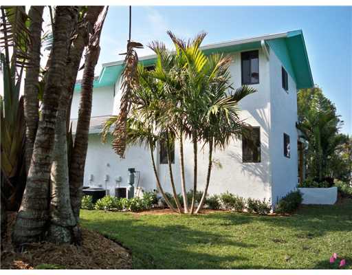 595 Southeast Salerno Road Stuart, FL 34997 - Photo 5 of 10 Additional Photo